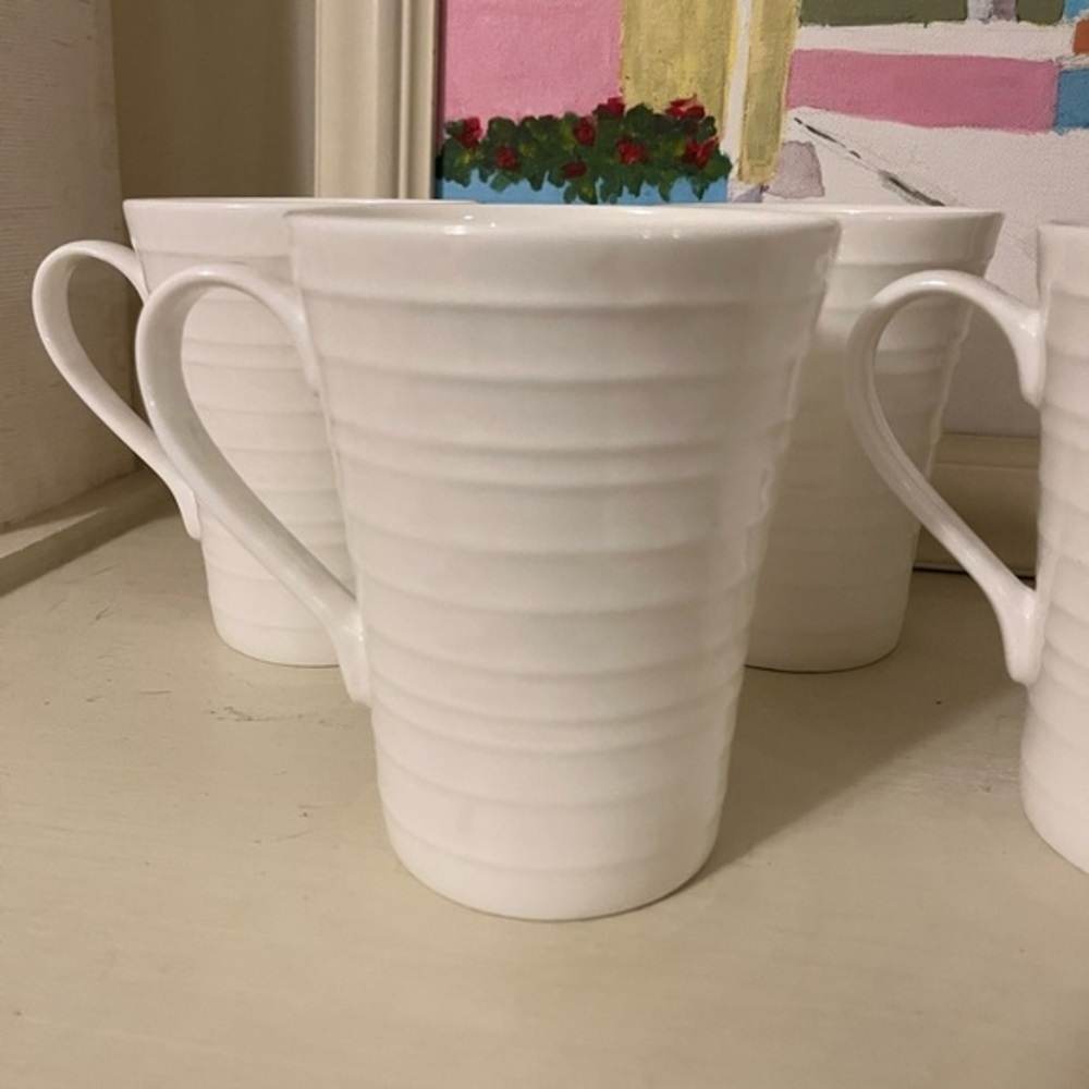 Mikasa Ciara Elegant White Ceramic 10 oz. Mugs Set of Four - Picture 3 of 15